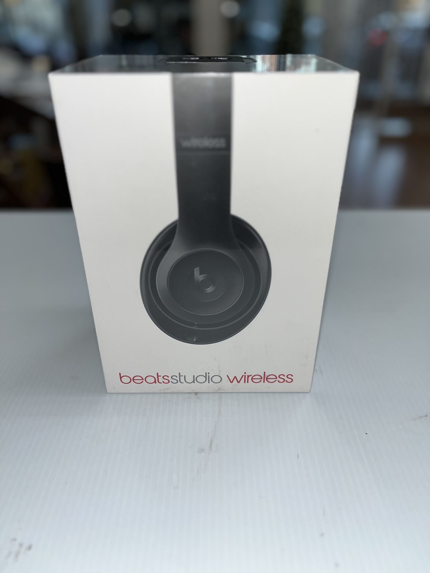 Beats Studio 2 Bluetooth Headphones, BRAND NEW AND SEALED