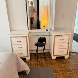3 Mirror Vanity 