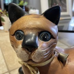 Solid Wood Cat 