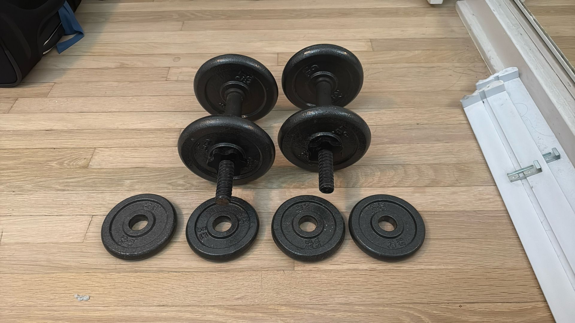 2 x 20lbs Dumbbells
