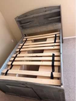 Trendwood "Palomino / Cheyenne" Driftwood Captain's Storage Bed with Mattress