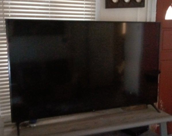 LG 75" Smart TV