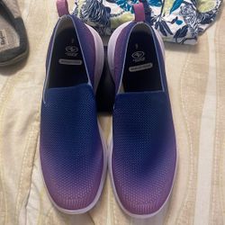 Shoes, Size 9