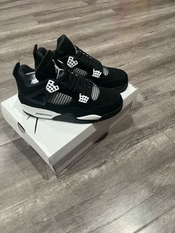 Jordan men size 7, 7.5, 8, 8.5, 9, 11, 12,