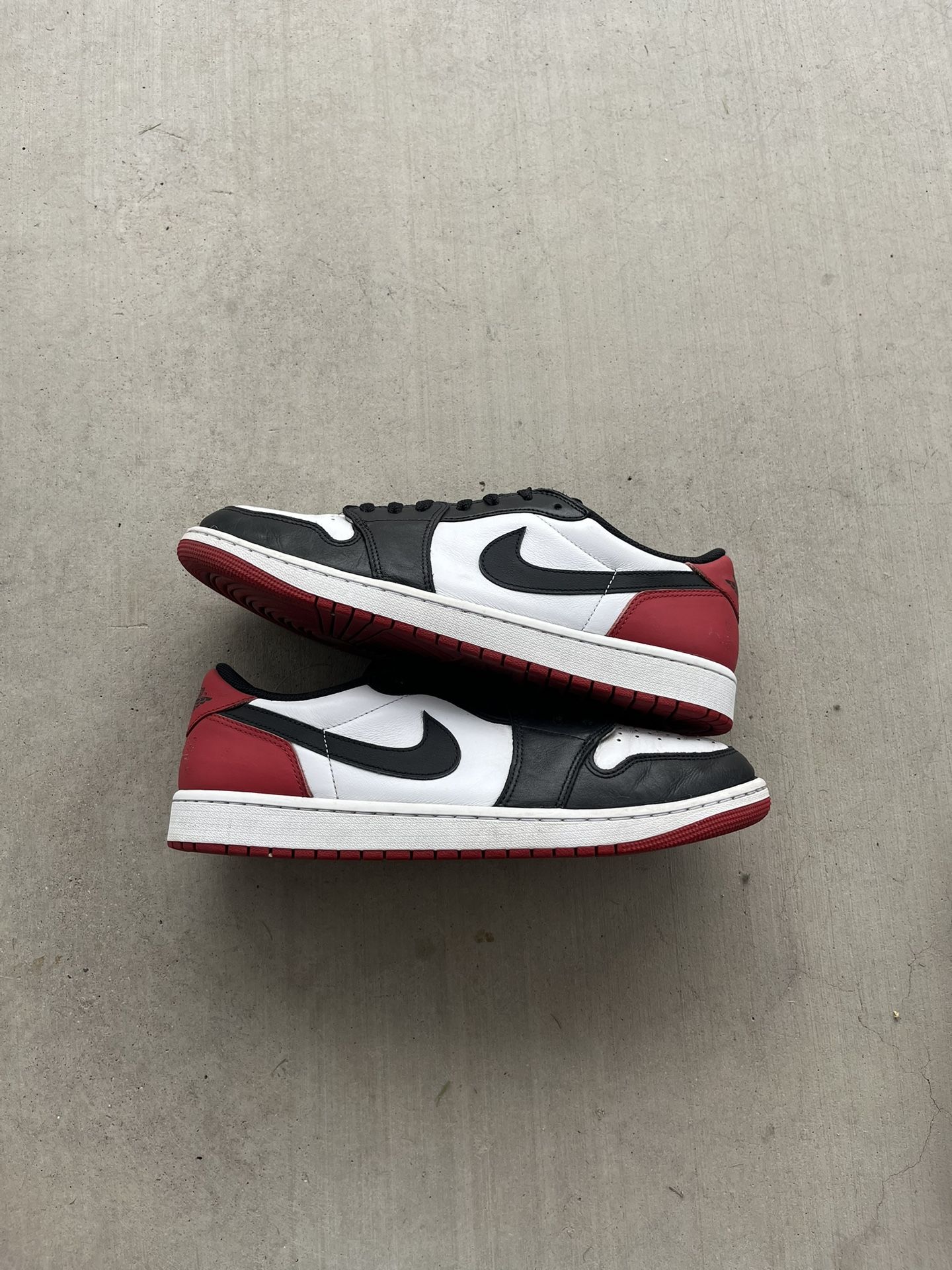 Jordan 1 Low Black Toe