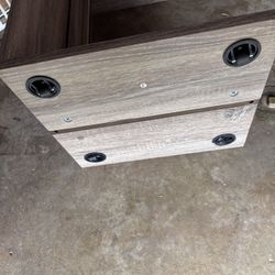 SIDE TABLE WITH WHEELS