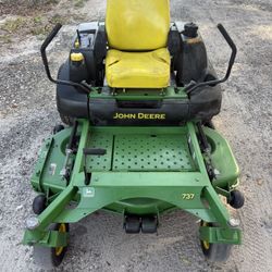 John Deere 737 Zero turn 