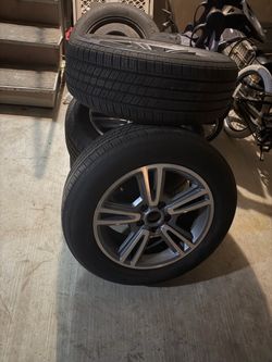 2010 ford mustang wheels and tires