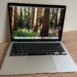 MacBook Air 13 (2020 model) 8GB Ram 256GB storage  Good Laptop 