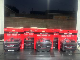 Milwaukee Battery Forge 12.0