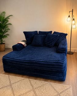 Oversized Stratford Chaise - Midnight Blue