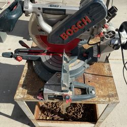 Bosch 5412L Compound Miter Saw with rolling stand