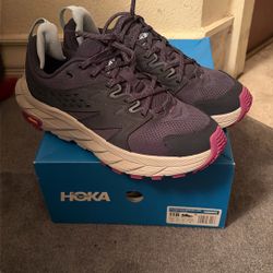 Women’s Hoka Shoes 
