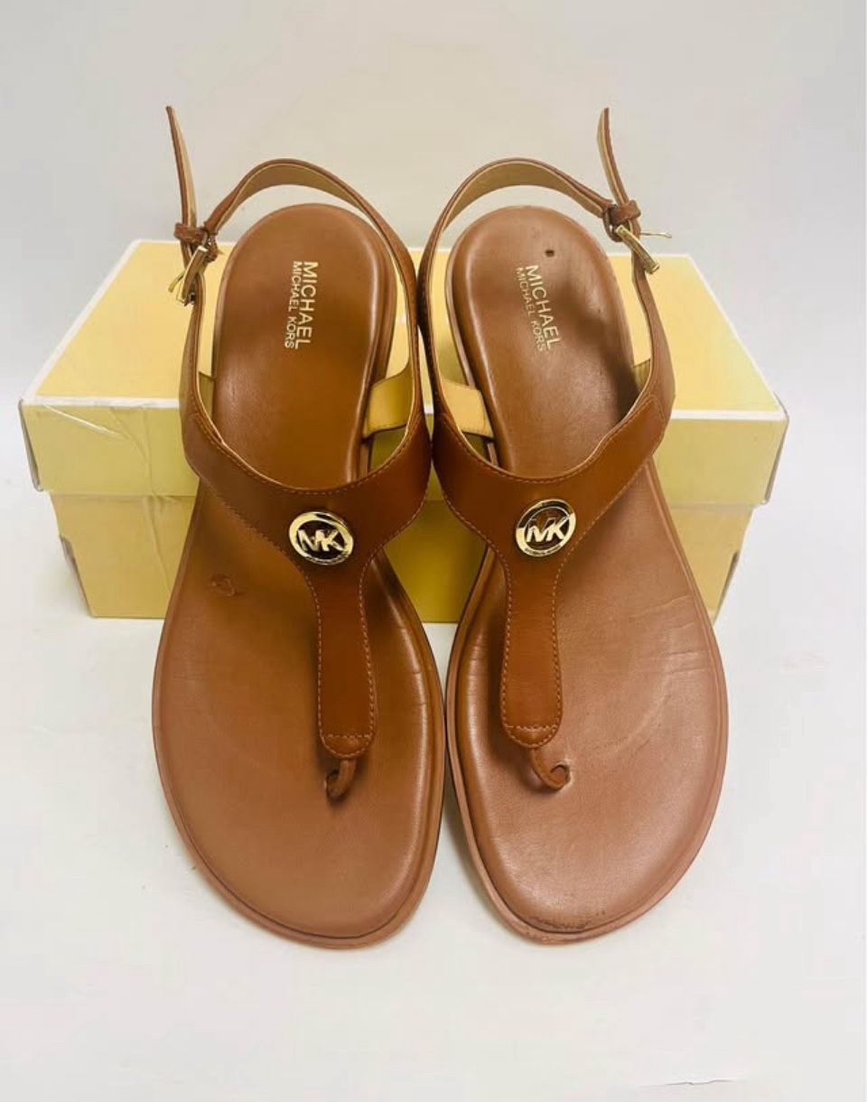 Michael Kors Leather Flat sandals Size 9,leather