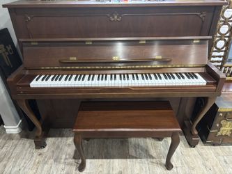 Young chang Piano Astor