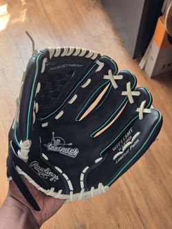 Rawlings WFP115MT Fast Pitch 11.5" Softball Mitt  [RHT] - BLLB129