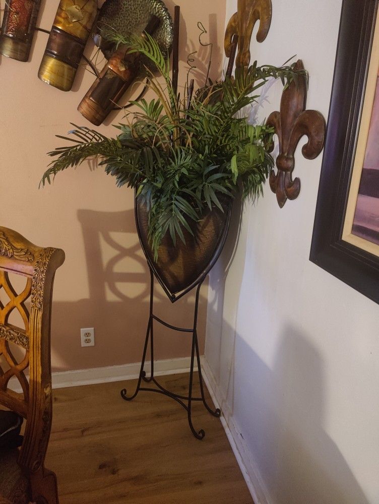 Plant Stand  & Frame