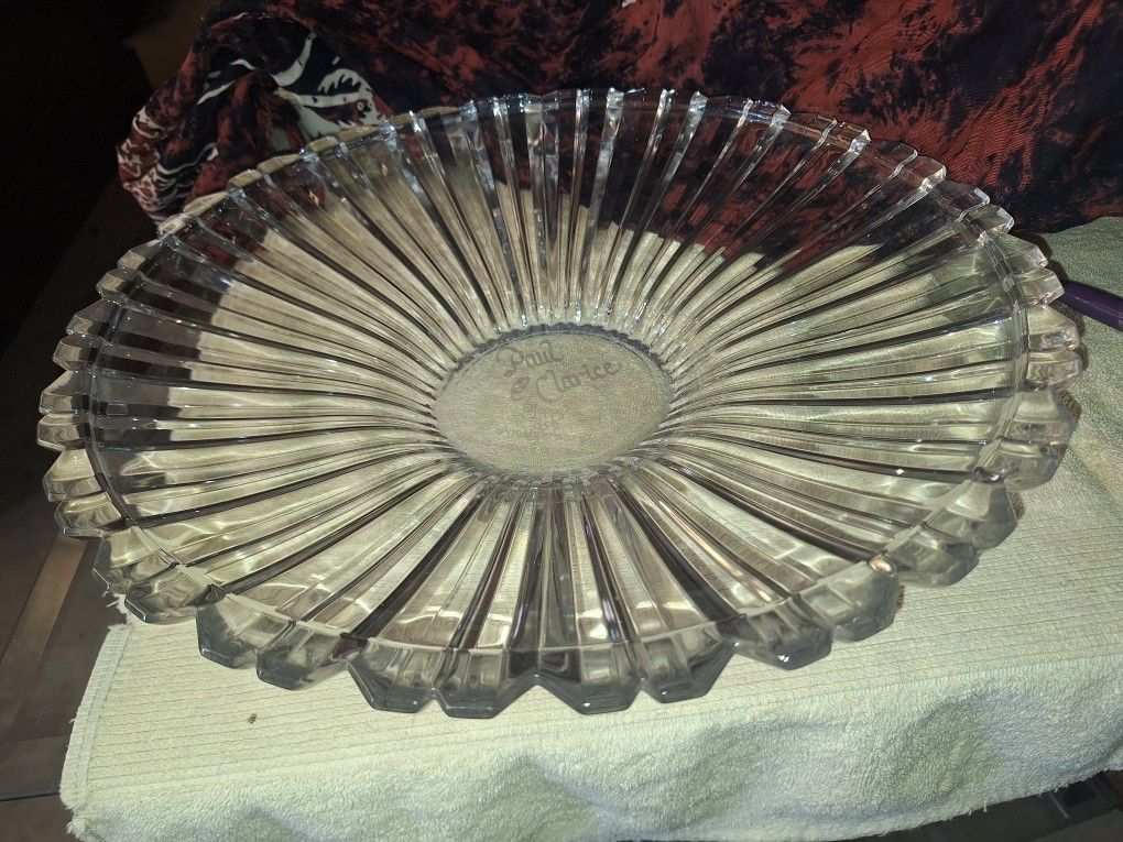 Large Crystal Centerpiece Bowl 14 1/2 Inches Engraved In Center Paul & Clarice A8G002