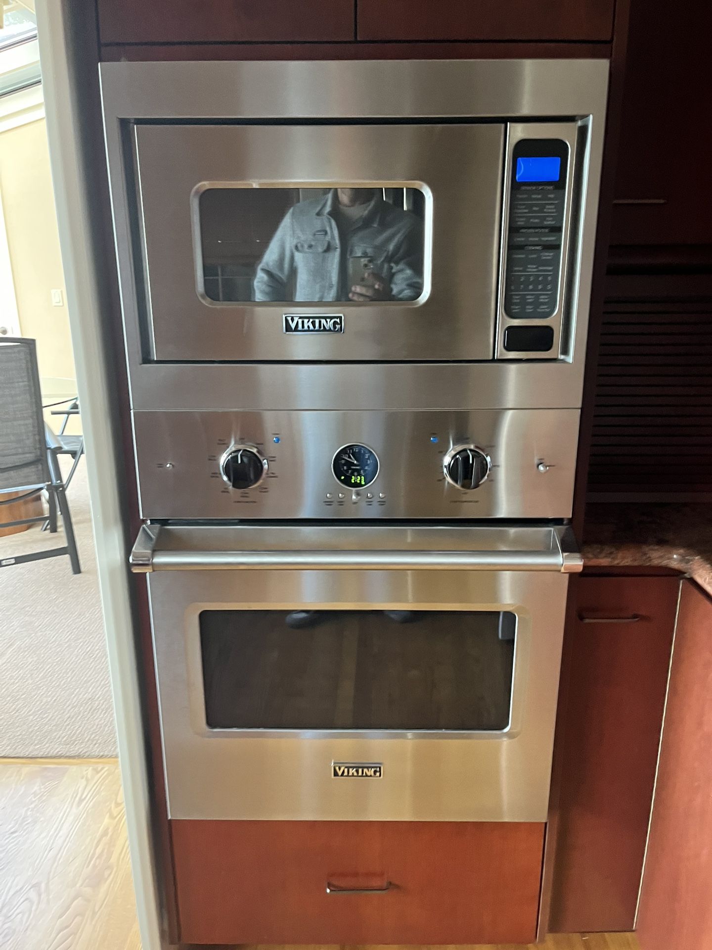 Viking oven microwave combination