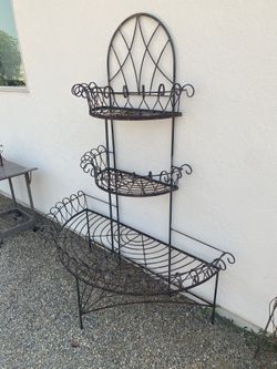 Metal Plant Stand 6ft Tall 4ft Wide Very Ornate Nice! 
