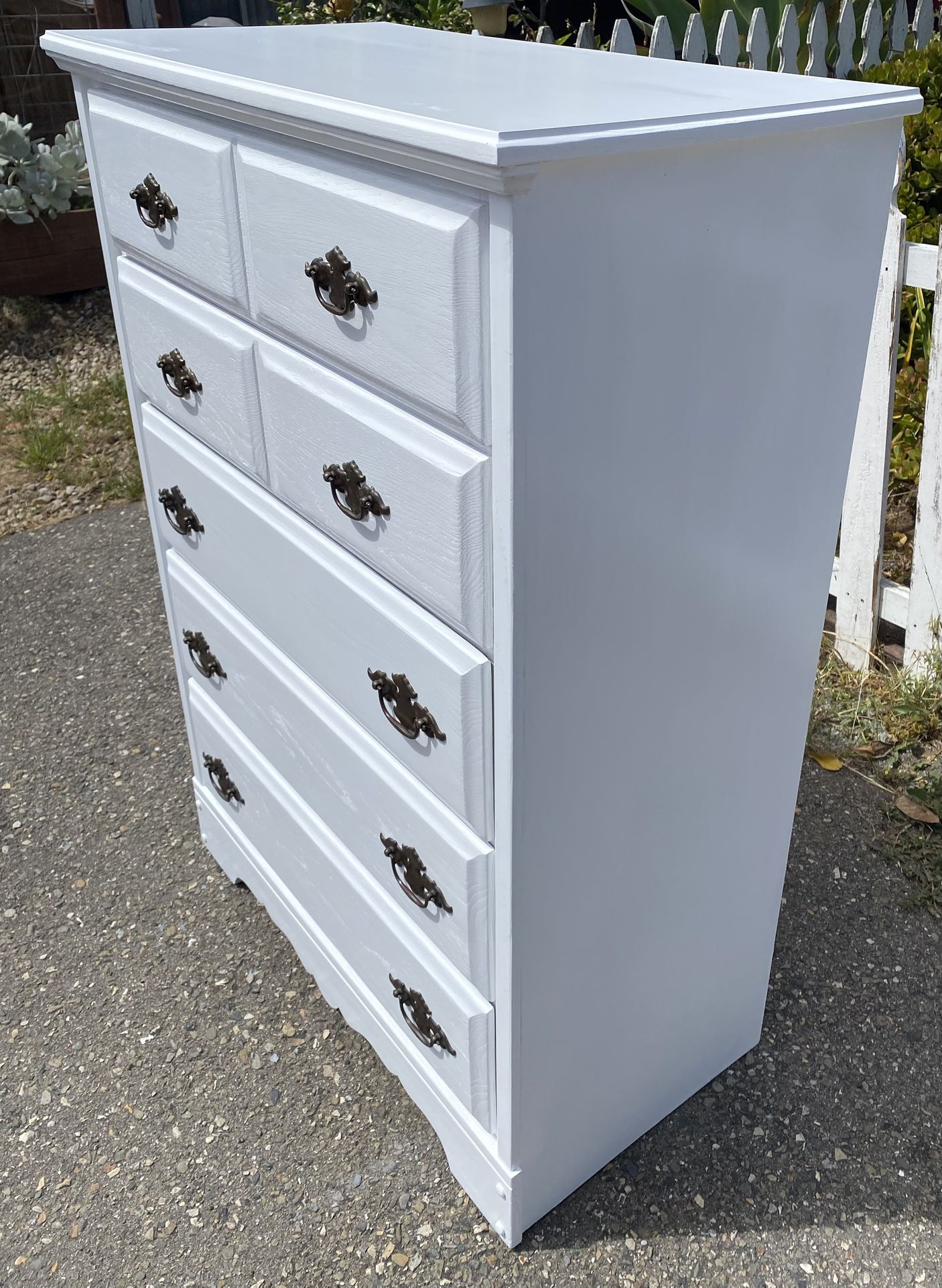 White Dresser vertical Five drawers