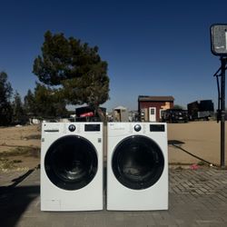 LG Washer And Gas Dryer Set