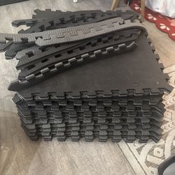 Gym floor mats