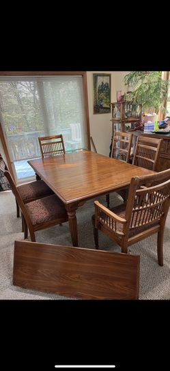 Dinning Room table