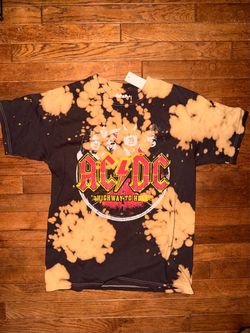 Men’s AC/DC tshirt
