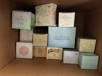 Assorted AVON “Collectibles” most from the 1970’s to 1990’s $3.00 each or best offer for the entire box