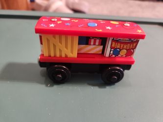 Thomas Wooden Railway Happy Birthday Freight Car Used - Learning Curve Train