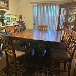 Dinning Table With 6 Chairs 