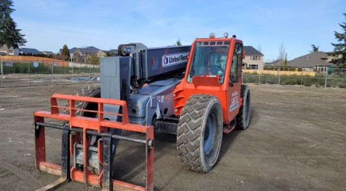 Skyjack SJ843TH (Cabbed Reach Forklift / Telehandler)