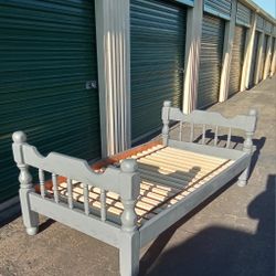 REAL WOOD GRAY TWIN BED FRAME 