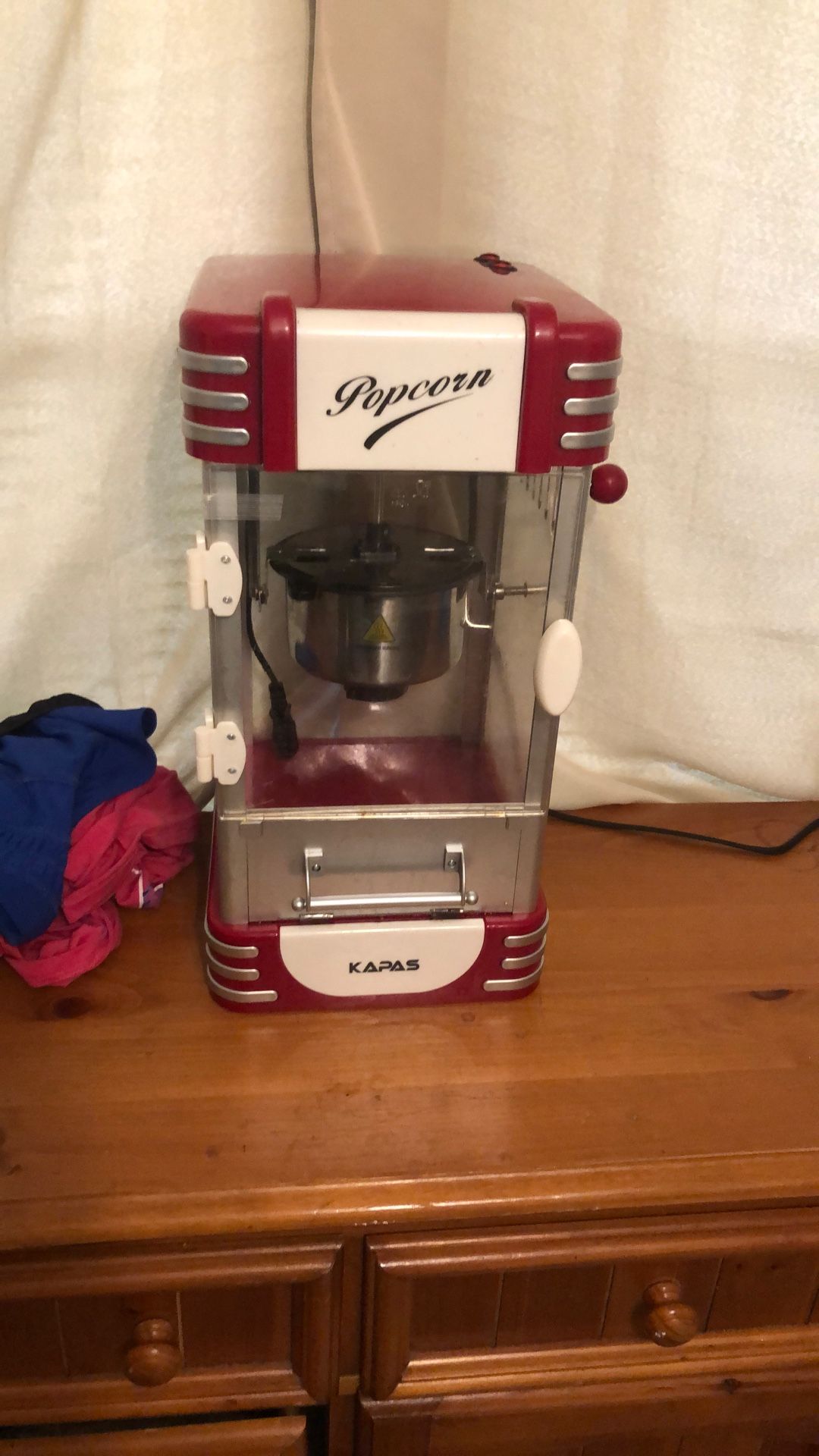 Pop Corn Machine