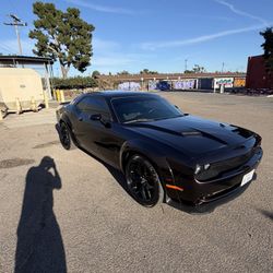 Dodge Challenger 2017