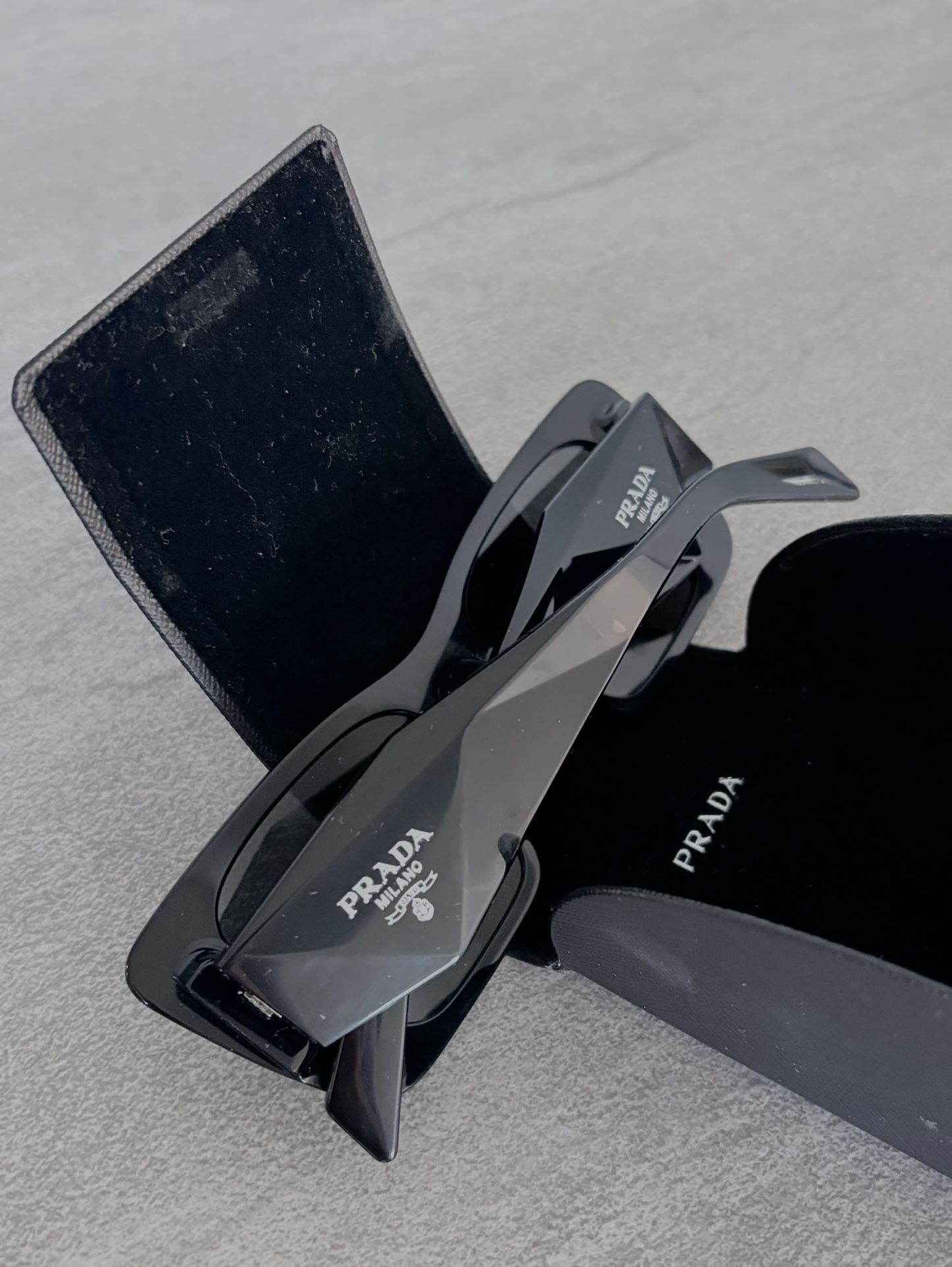 Prada PR 08YS Sunglasses