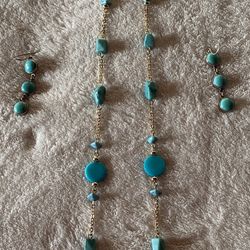 BEAUTIFUL TURQUOISE NECKLACE AND MATCHING EARRIINGS