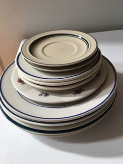 10 Plates for $5 , kitchen Dishes, good condition