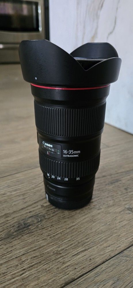 Canon EF 16-35mm iii F2.8 $800
