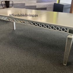 Silver Mirrored Dining Table Brand New In Box 