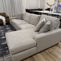 🛋️ Designer Custom Couch – Crypton Wiley Flax Fabric, Stunning & Practically New