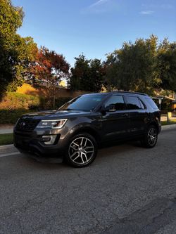 2017 ford explorer sport