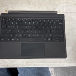 Microsoft Surface 7 Keyboard Cover