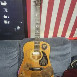 Guitar 
