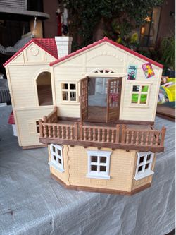 Calico Critters Red Dollhouse