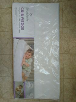 New Swaddle Me Infant Baby Toddler Inclined Pillow Crib Wedge