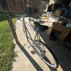 Good fixie nothing wrong one of the best for free styling I will let you test ride it