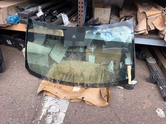windshield 2007-17 ford expedition