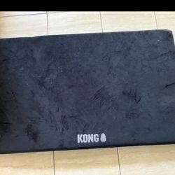 Kong Black Dog Bed